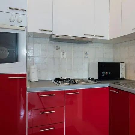 Fortuna Comfortable Holiday بيت للعطل *